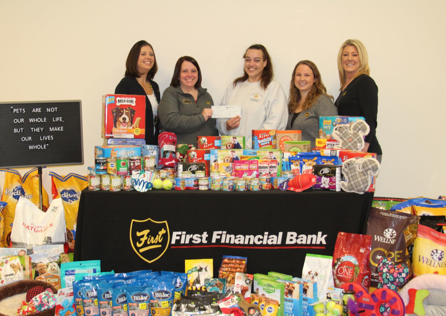 Coles County animal shelter benefits from drive